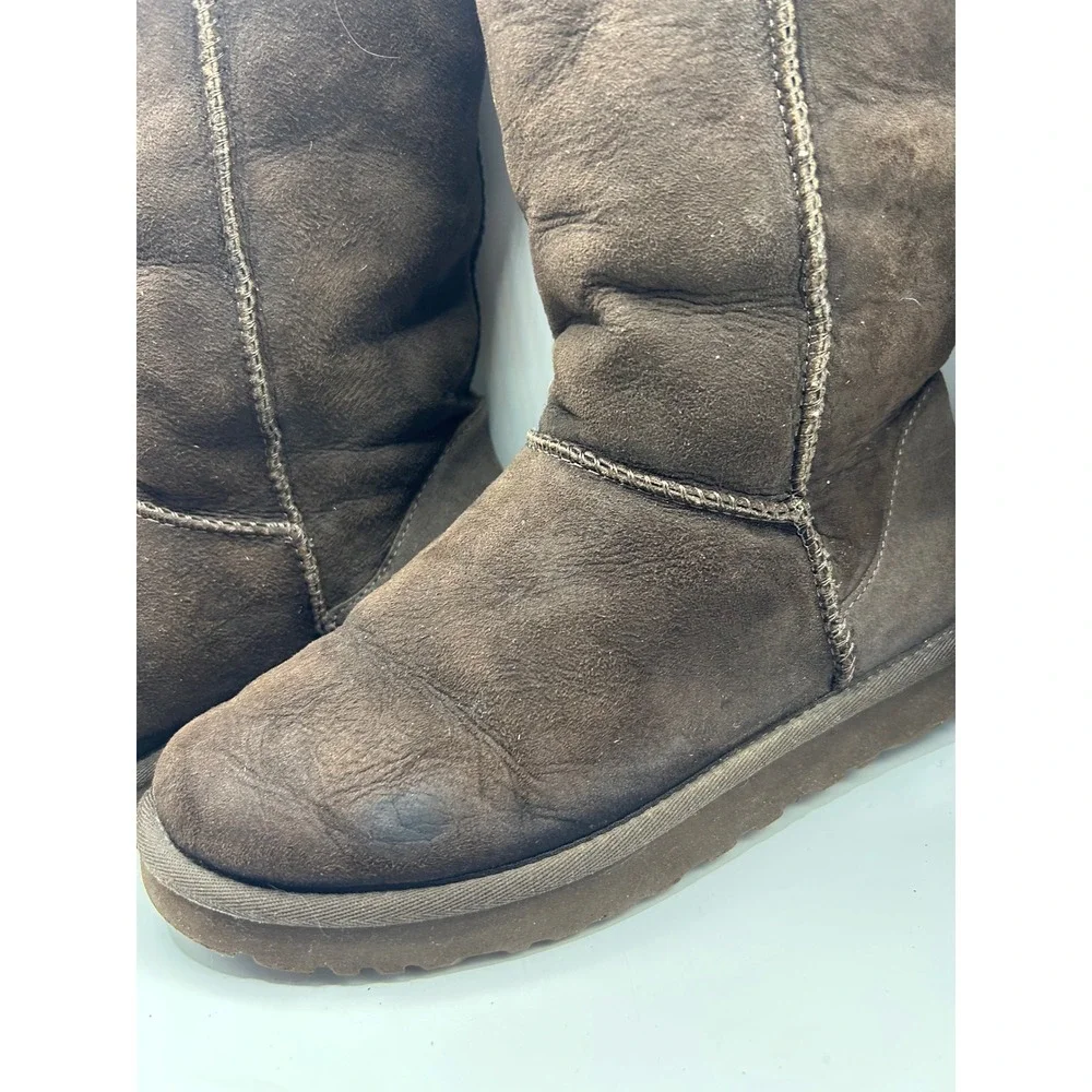UGG Australia Tall Boots Chocolate Brown‎ Suede Sheepskin Lined Size 8